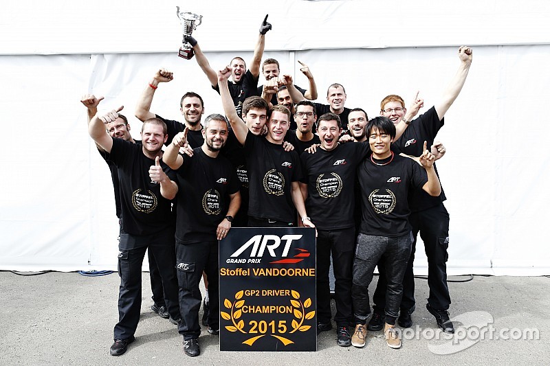 Campe&oacute;n 2015 Stoffel Vandoorne, ART Grand Prix