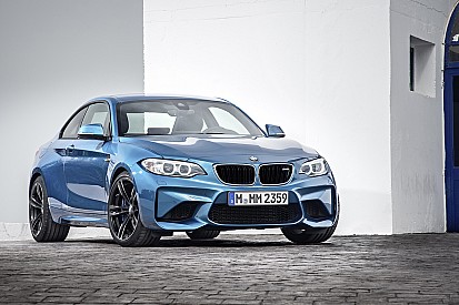 BMW M2: dubbele turbo en 370 pk