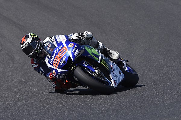 Jorge Lorenzo supera Hondas e &eacute; o mais veloz do dia 