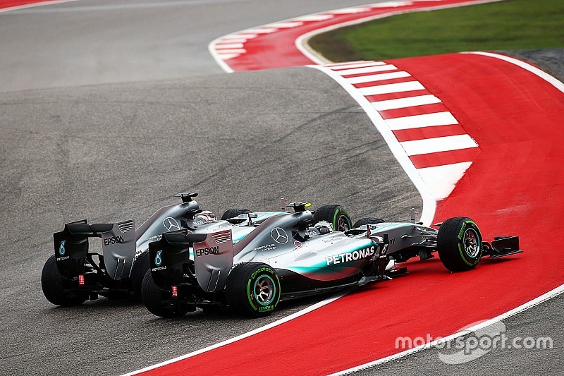 Nico Rosberg, Mercedes and Lewis Hamilton, Mercedes make contact in turn one