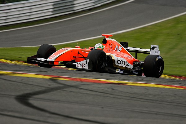 Alfonso Celis renueva con AVF para 2016