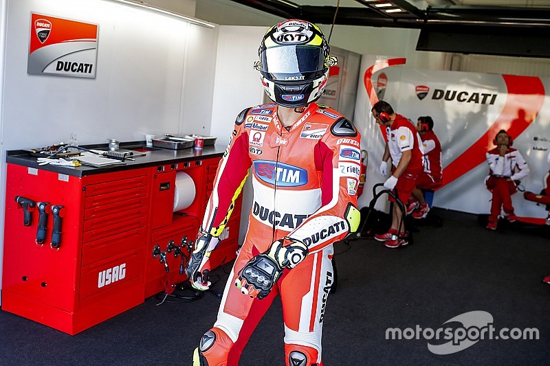 Iannone pensa al 2016 e decide di non operarsi