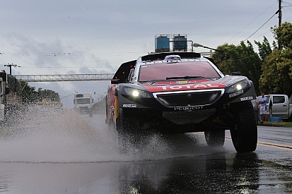 Sebastien Loeb, sorprendido por liderar en Dakar