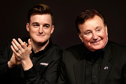 Superbowl 50: NASCAR steht hinter den Panthers