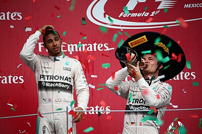 Hill - Rosberg sera "plus redoutable" pour Hamilton en 2016