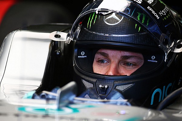 Para Rosberg, restri&ccedil;&otilde;es de r&aacute;dio est&atilde;o "no caminho certo"