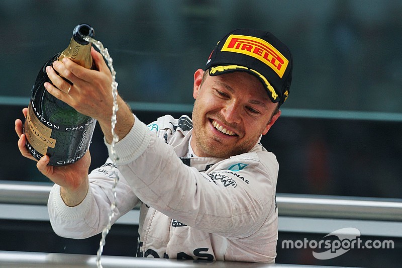 Podium: winner Nico Rosberg, Mercedes AMG F1 Team