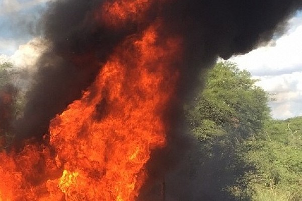 Un accidente de Paddon provoca un incendio en el Rally de Portugal