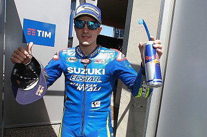 Viñales: “Lorenzo no puede decir nada, él planea los entrenamientos con Iannone”
