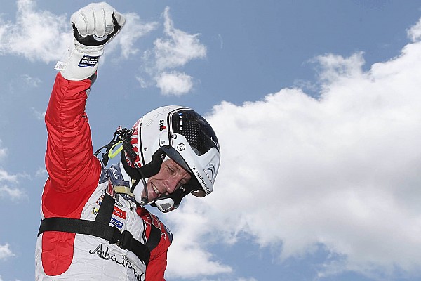 Meeke: "Pocos ganan un rally, pero son mucho menos con dos"