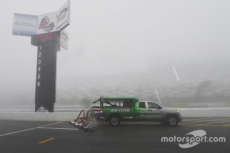 Air Titan in the rain and fog