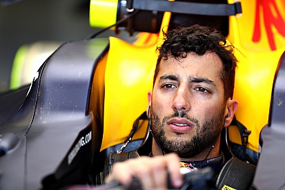 Ricciardo over 1,2 seconden tijdverlies: "Hopelijk zit Marko fout!"