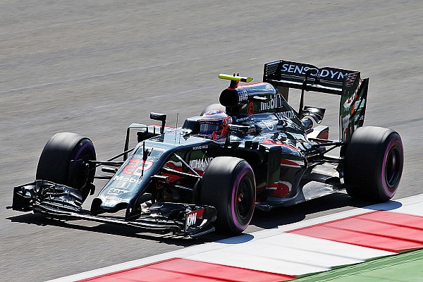 3º, Button aprova chuva: "pode ser assim toda corrida?" 