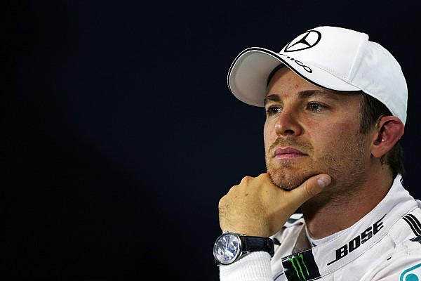 Confira comunica&ccedil;&atilde;o de r&aacute;dio pol&ecirc;mica de Nico Rosberg