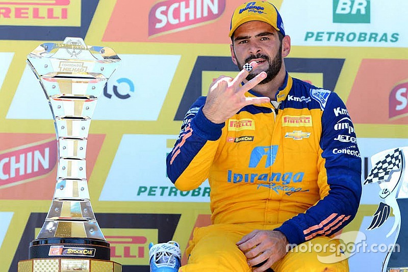 Race winner Thiago Camilo celebrates