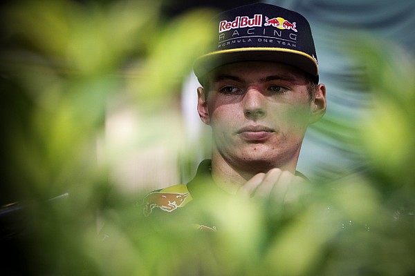 Verstappen pide paciencia