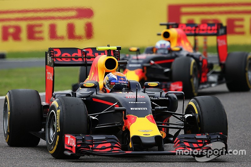 Verstappen: Saya sudah tidak meniru setup mobil Ricciardo