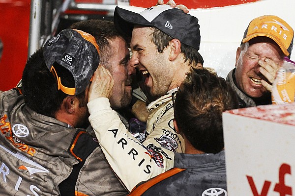 GALER&Iacute;A: Las im&aacute;genes de la victoria de Daniel Su&aacute;rez