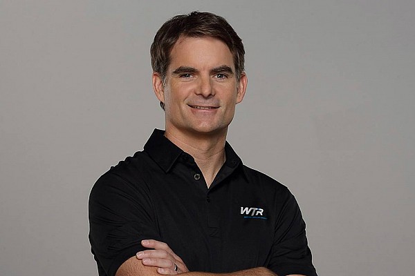 Jeff Gordon correrá el nuevo prototipo de Cadillac en las 24 de Daytona