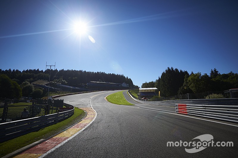 Eau Rouge corner