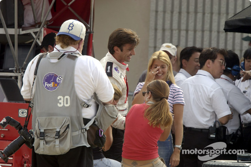 Christian Fittipaldi, girls and a paparazzi