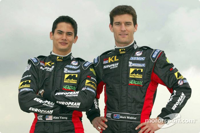 2002 - Su primer compañero