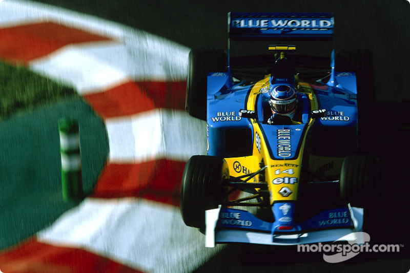 Jarno Trulli durante el calentamiento matutino