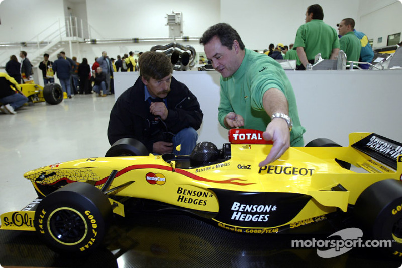 Jordan fans visit the Fordan Grand Prix factory