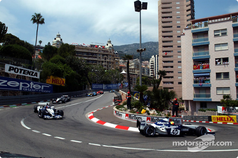 Ralf Schumacher lidera a Juan Pablo Montoya