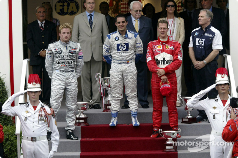 Podium: Sieger Juan Pablo Montoya, 2. Kimi Räikkönen, 3. Michael Schumacher