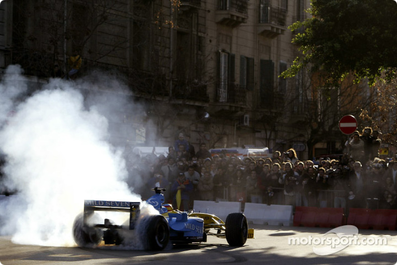 5 : Renault flambe à Palerme