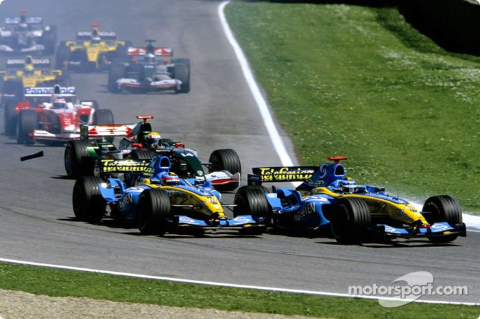 Inicio: Jarno Trulli y Fernando Alonso