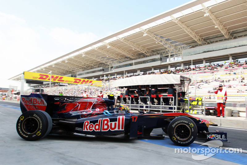 2010 : Toro Rosso STR5, à moteur Ferrari