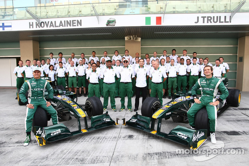 Foto de equipo Lotus F1, Heikki Kovalainen y Jarno Trulli, Lotus F1 Team