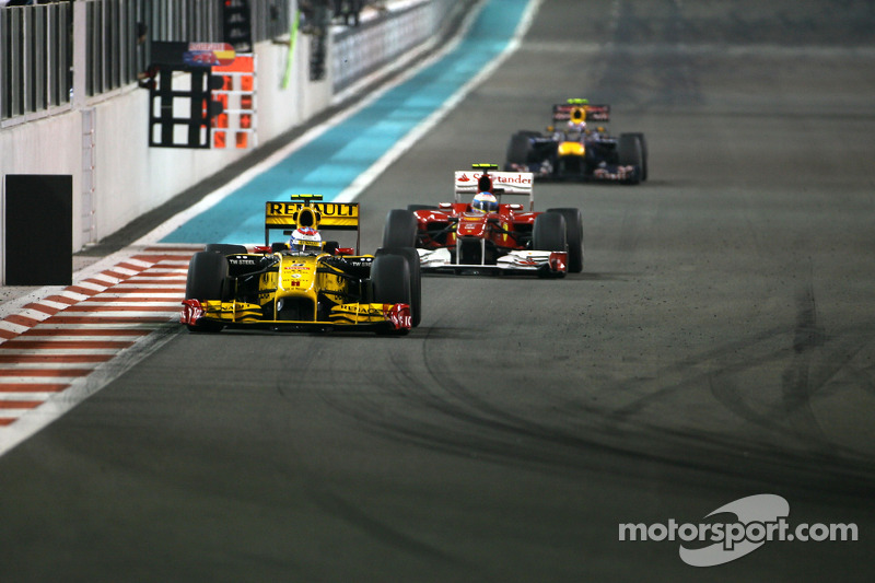 Vitaly Petrov, Equipo Renault F1