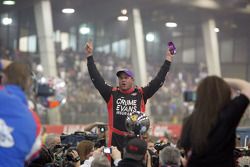 Shane Cottle celebrates his A Main Victory