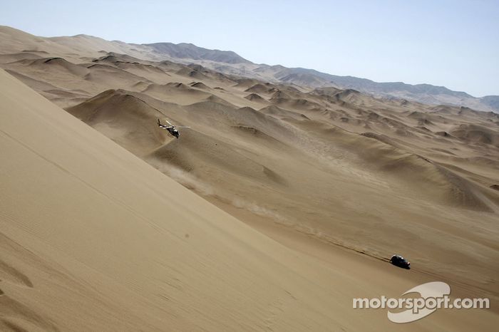 #301 BMW: Stephane Peterhansel y Jean-Paul Cottret