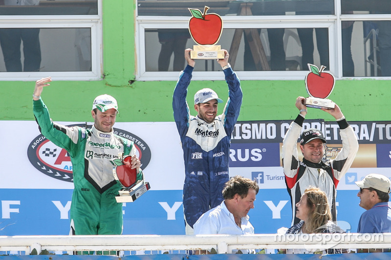 Podium: Agustin Canapino, Jet Racing Chevrolet, Julian Santero, Coiro Dole Racing Torino, Christian Ledesma, Las Toscas Racing Chevrolet