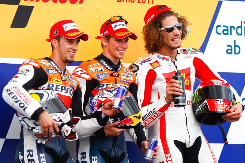 Podio: ganador de la carrera Casey Stoner, del equipo Repsol Honda, segundo lugar Andrea Dovizioso, 