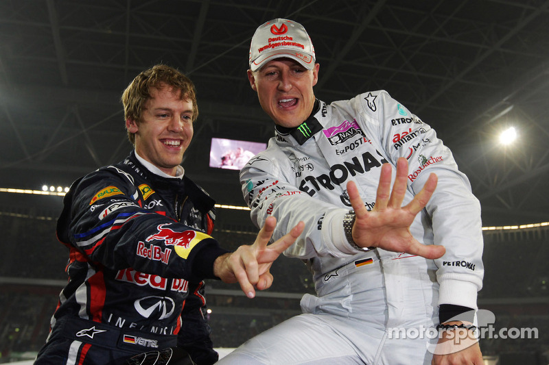 2011 CINCO AL HILO CON VETTEL