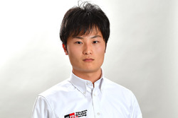 山下 健太