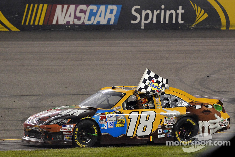 2012, Richmond 1: Kyle Busch (Gibbs-Toyota)