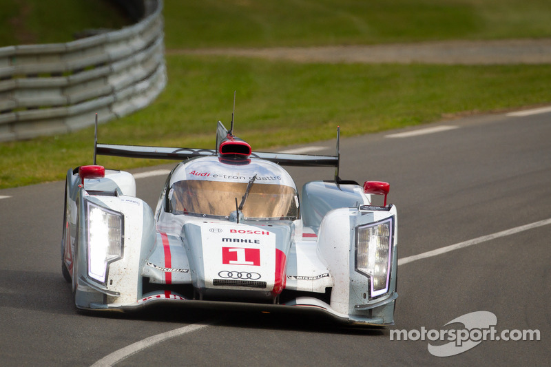 #1 Audi Sport Team Joest, Audi R18 E-Tron Quattro: Marcel Fässler, Andre Lotterer, Benoit Tréluyer