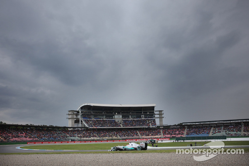 Michael Schumacher, Mercedes GP under dark clouds