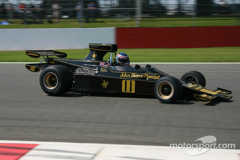 Andrew Beaumont - Lotus 76/1