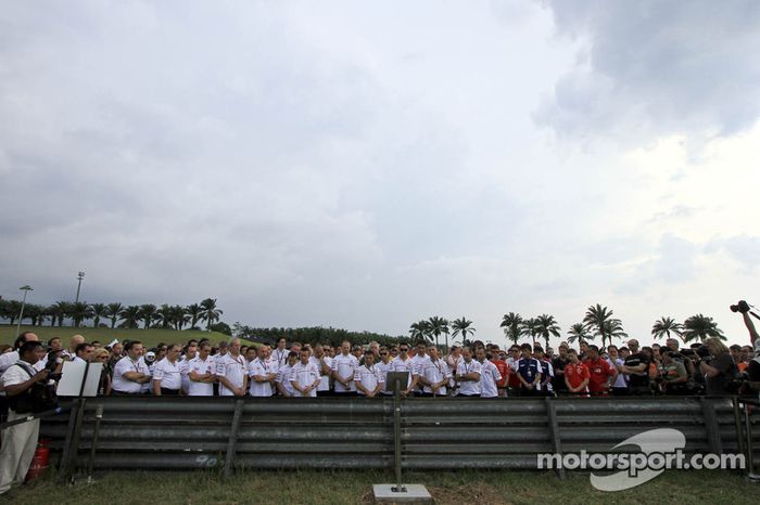 Homenaje a Marco Simoncelli liderar por Fausto Gresini de San Carlo Honda Gresini