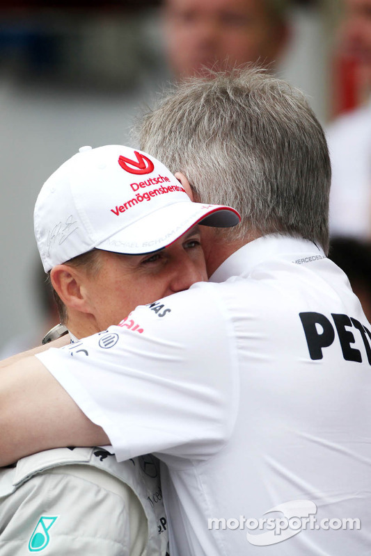 Michael Schumacher, Mercedes GP and Ross Brawn, Mercedes GP, Technical Director