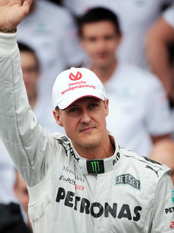 Michael Schumacher, Mercedes AMG F1 at a farewell to F1 team photograph