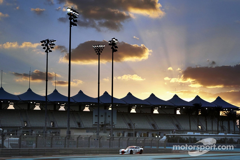 #25 Nova Race Ginetta G50: Roberto Rayneri, Luca Magnoni, Luis Scarpaccio, Matteo Cressoni