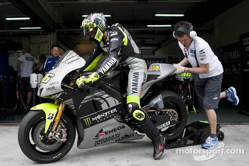 Valentino Rossi, Yamaha Fatory Racing